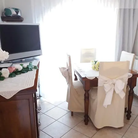 Holiday home Raffinato Bilocale A Vicino Al Mare Lido di Camaiore